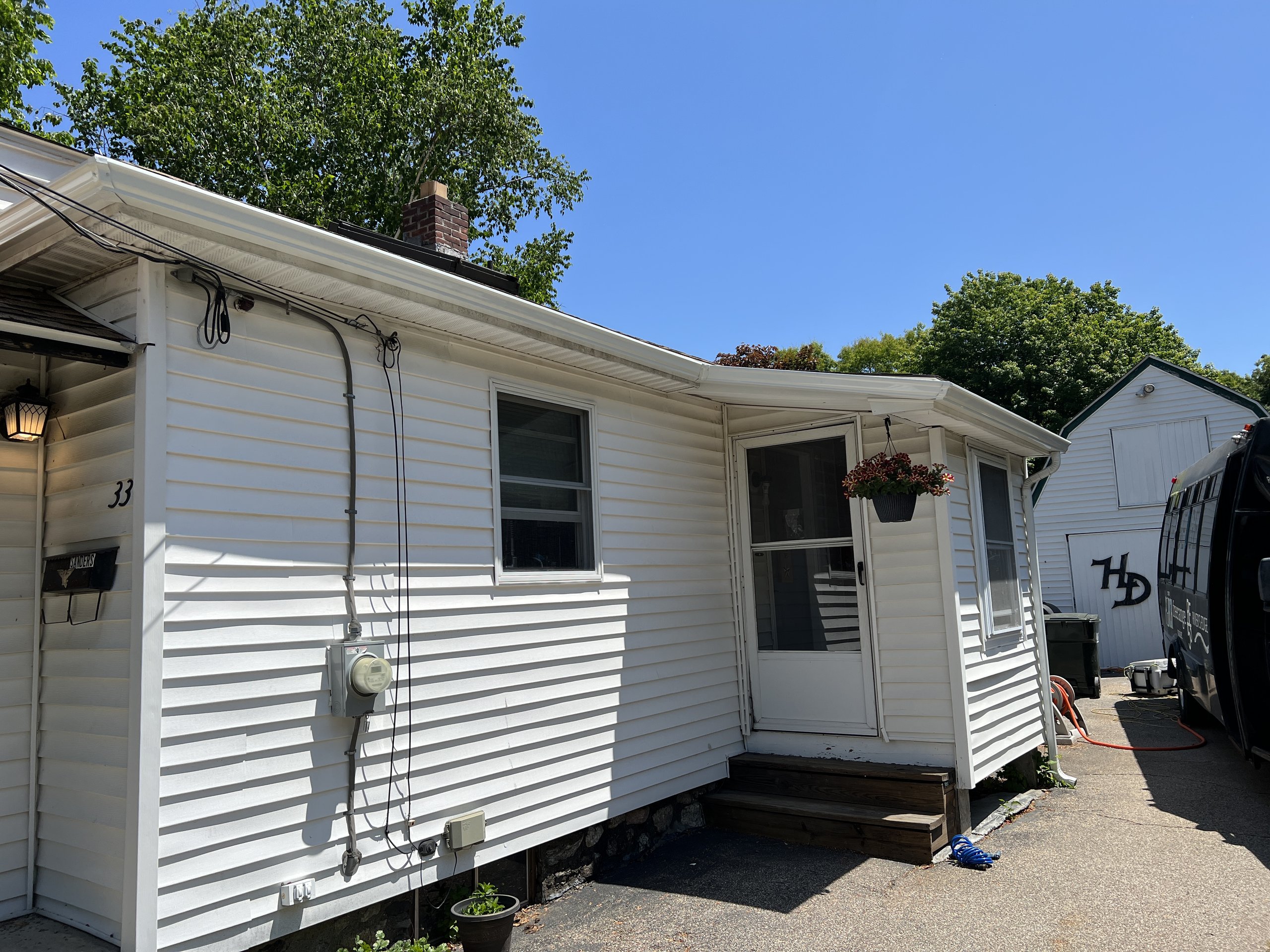 Seamless Gutters Canton CT CT